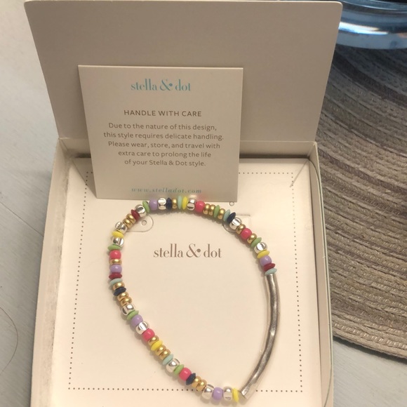 Stella & Dot Jewelry - Joyful stretch bracelet